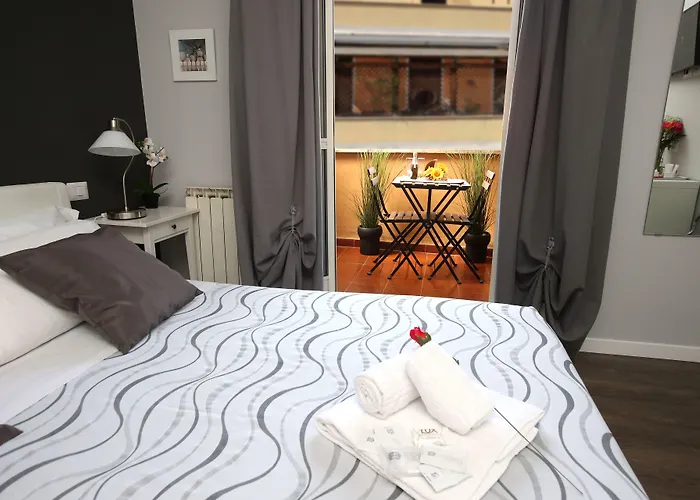 A 2 Passi Dai Musei Luxury Guest house